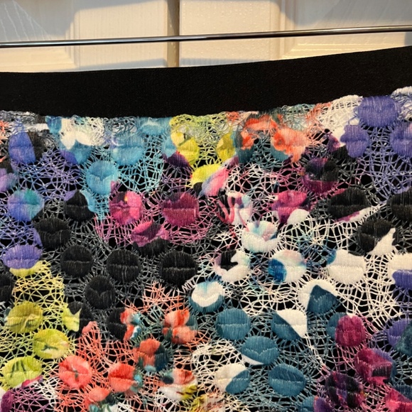 Tahari size 2 New with Tags skirt - Picture 6 of 14